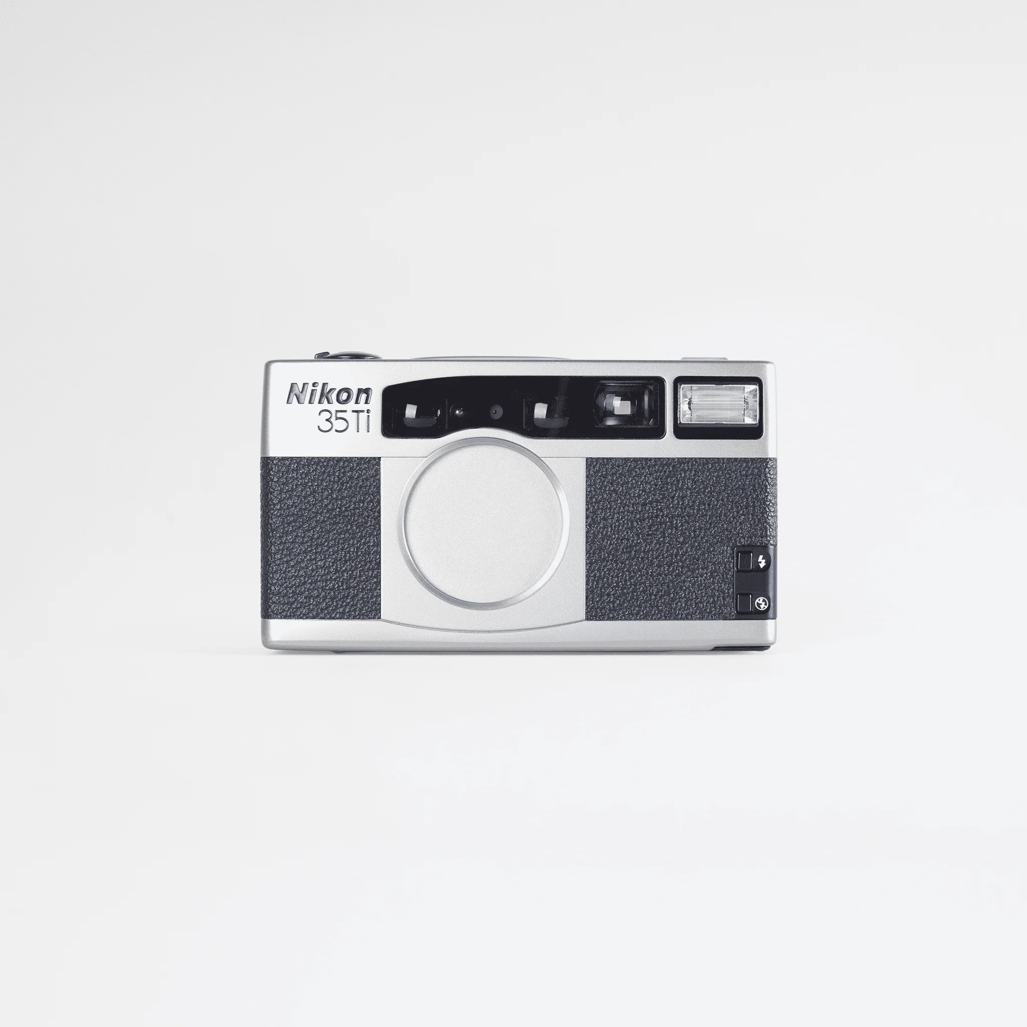Nikon 35TI Deluxe Point & Shoot - Image 2