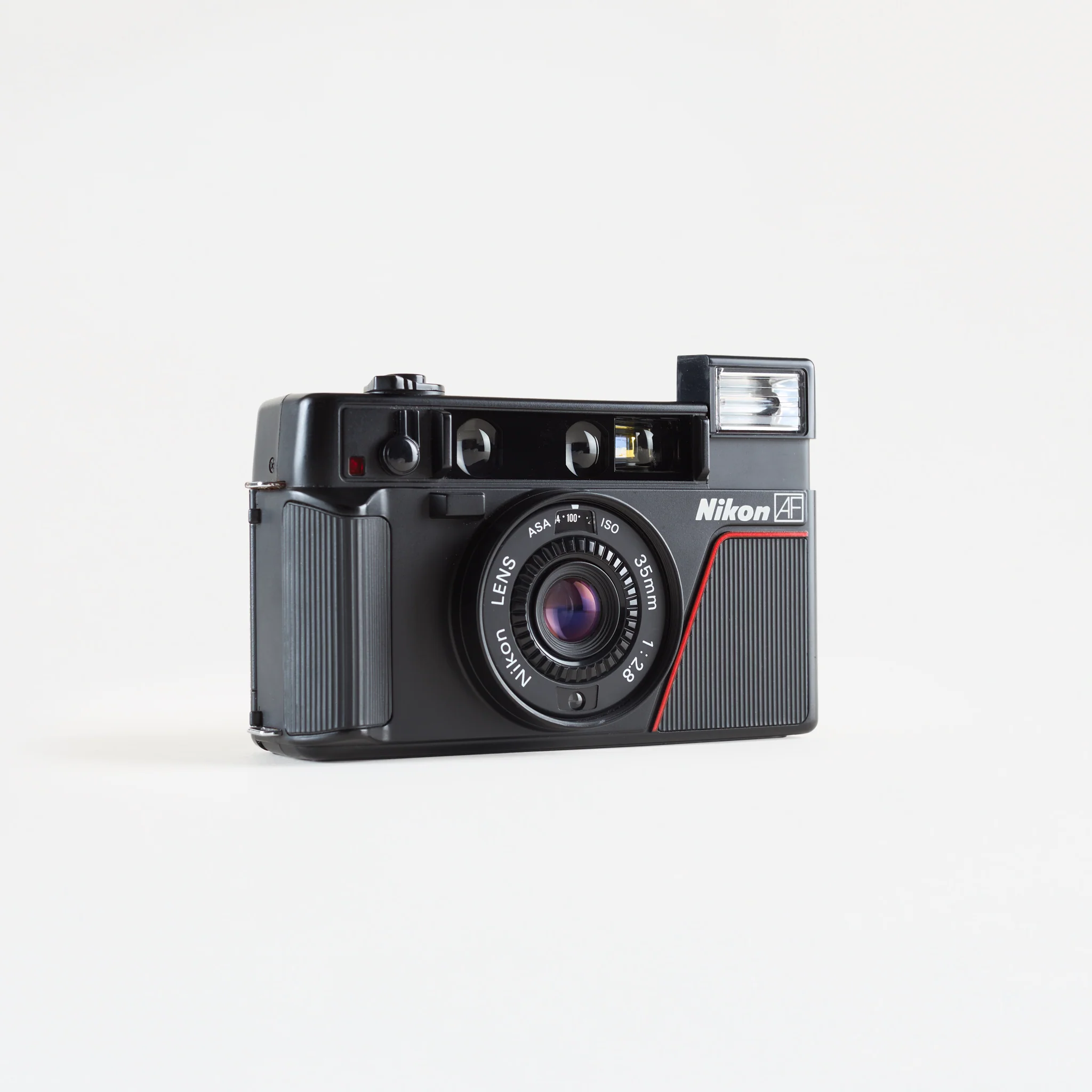 Nikon L35AF - Image 2