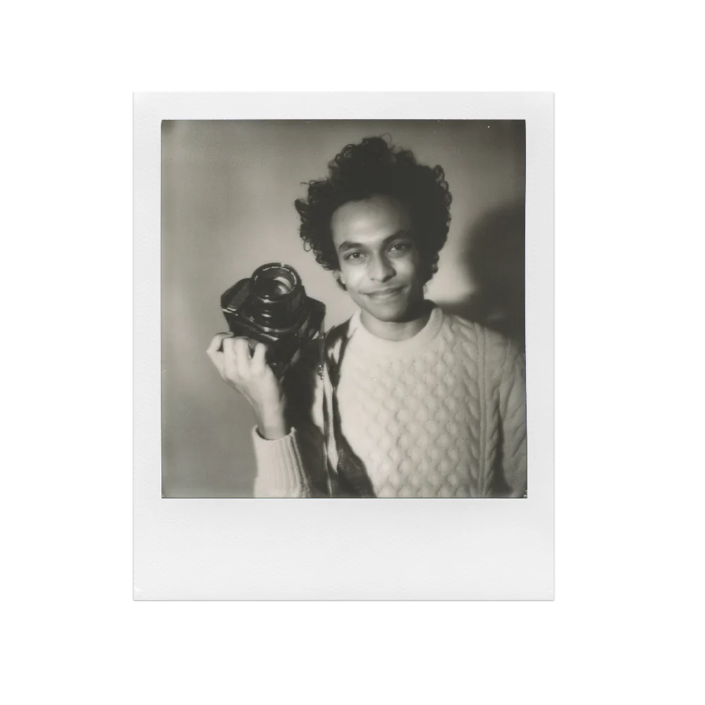 Polaroid 600 - B&W Film - Image 5