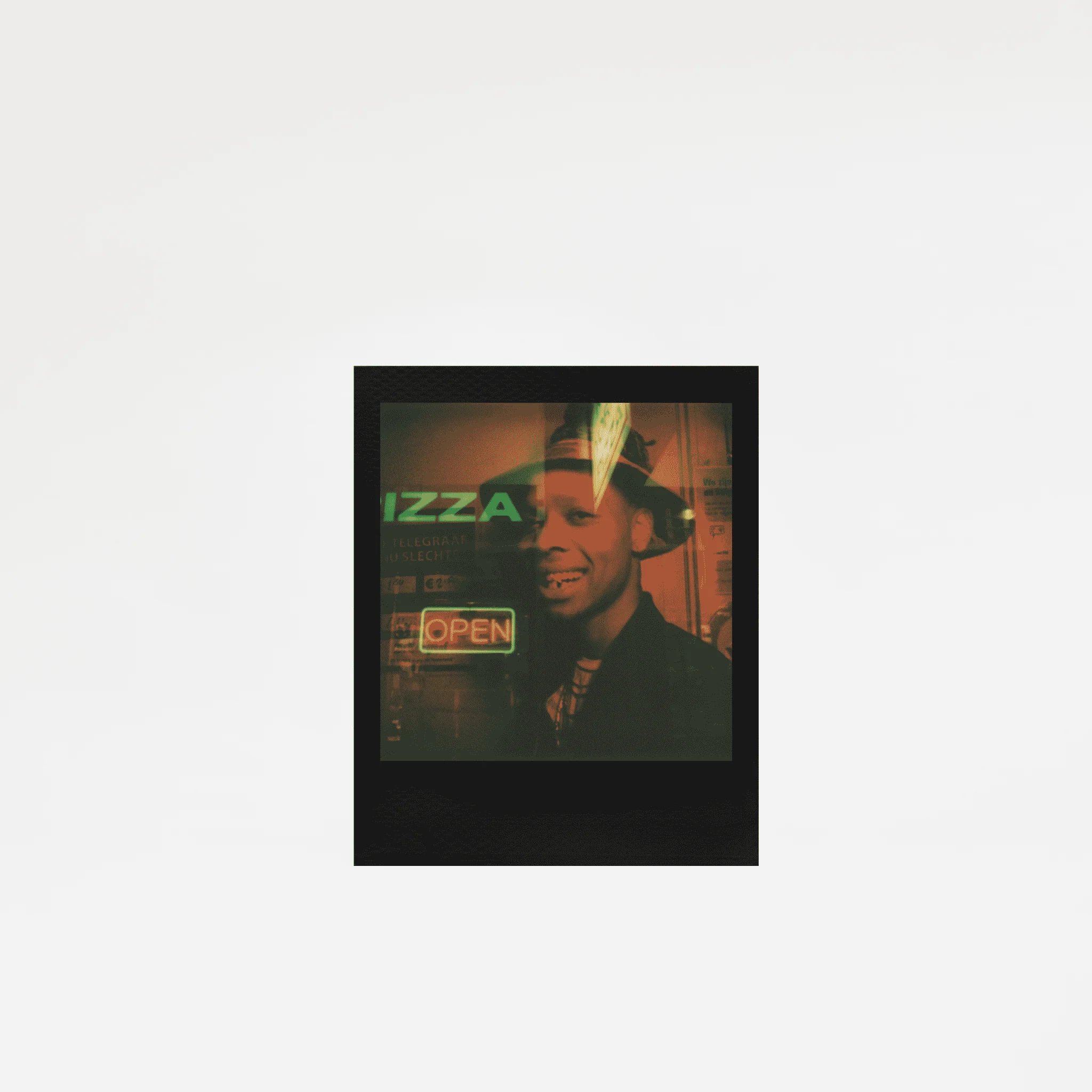 Polaroid GO :: Color Film :: Black Frame - Image 4